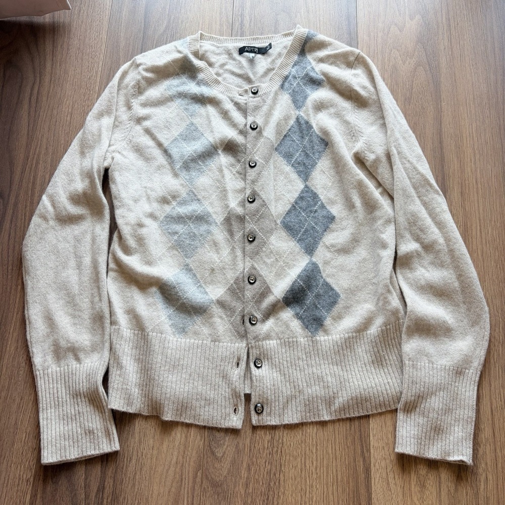 Womens Cashmere Argyle Cardigan Sweater Size M Taupe Trim Fit Preppy Academia